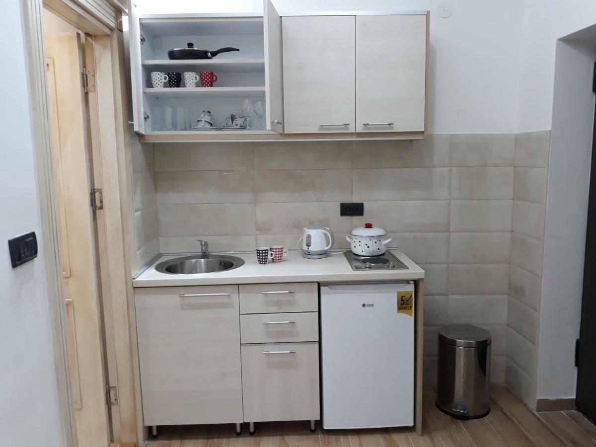 Sweet Yellow Apartment Beograd Bagian luar foto