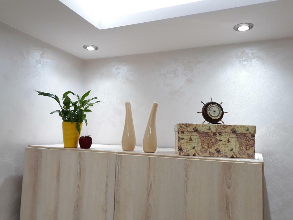 Sweet Yellow Apartment Beograd Bagian luar foto